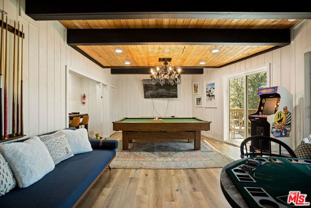 26364 Thunderbird Drive, Lake Arrowhead, CA 92352