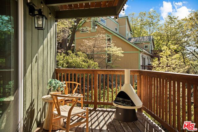 26364 Thunderbird Drive, Lake Arrowhead, CA 92352
