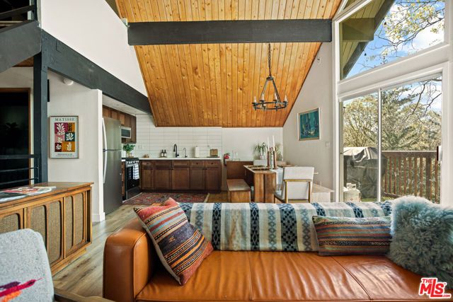 26364 Thunderbird Drive, Lake Arrowhead, CA 92352