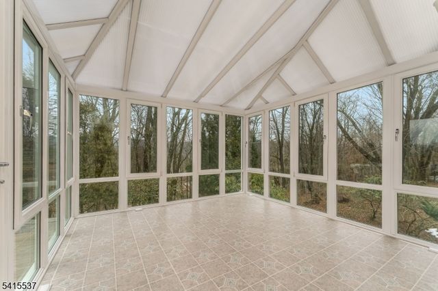 21 Slope Dr, Mansfield Twp., NJ 07840