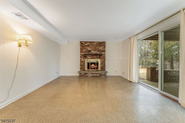 21 Slope Dr, Mansfield Twp., NJ 07840