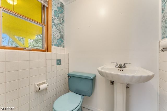 21 Slope Dr, Mansfield Twp., NJ 07840