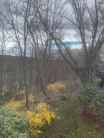 21 Slope Dr, Mansfield Twp., NJ 07840