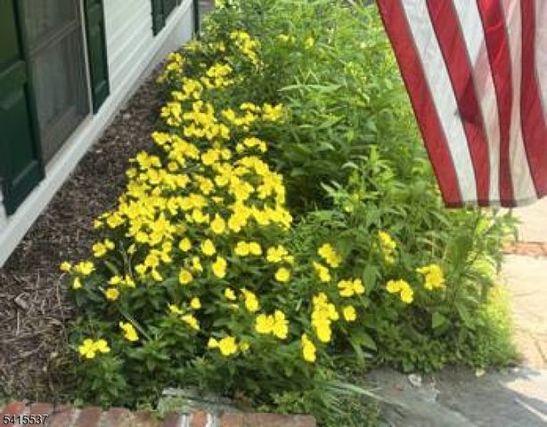 21 Slope Dr, Mansfield Twp., NJ 07840