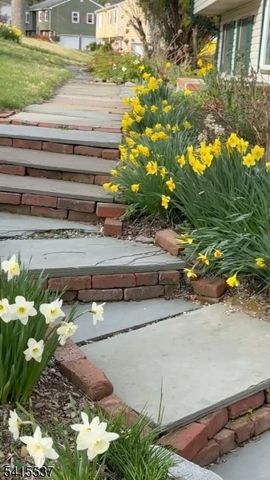 21 Slope Dr, Mansfield Twp., NJ 07840