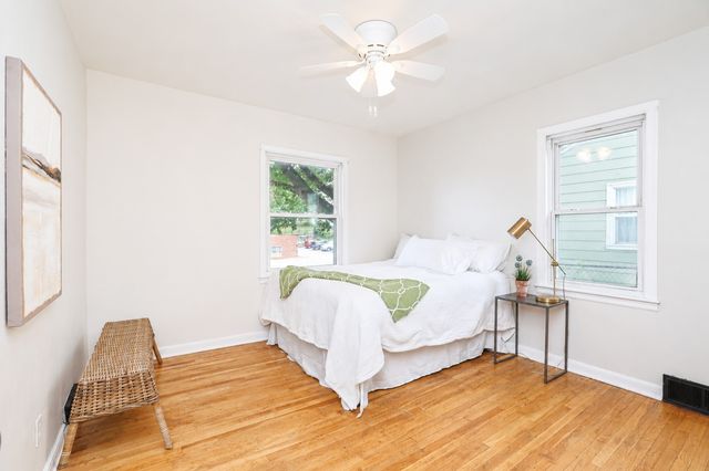 5810 University Avenue, Des Moines, IA 50311
