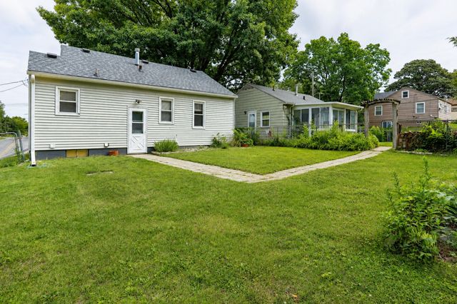 5810 University Avenue, Des Moines, IA 50311
