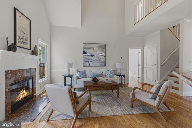 106 HARRISON ST NE, Leesburg, VA 20176
