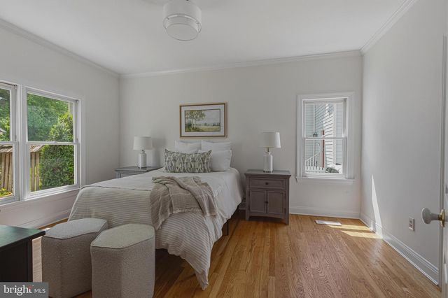 106 HARRISON ST NE, Leesburg, VA 20176