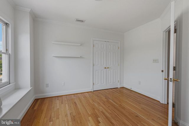 106 HARRISON ST NE, Leesburg, VA 20176