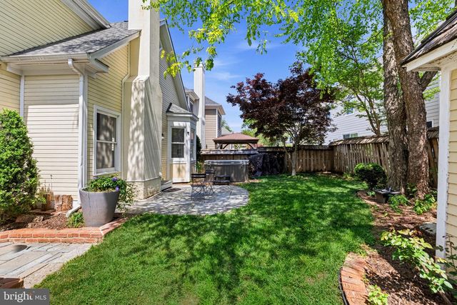106 HARRISON ST NE, Leesburg, VA 20176