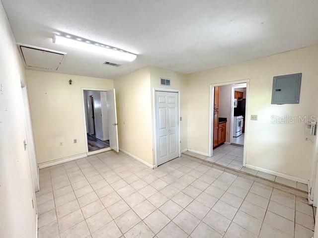 121 E PINE ST, Howey In The Hills, FL 34737