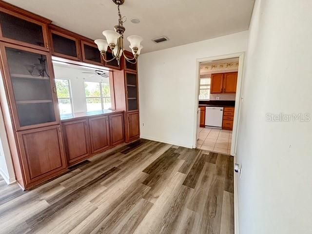 121 E PINE ST, Howey In The Hills, FL 34737