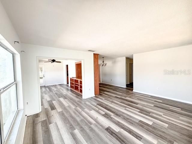 121 E PINE ST, Howey In The Hills, FL 34737