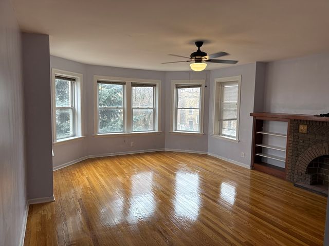 6429 N CLAREMONT Avenue, Chicago, IL 60645