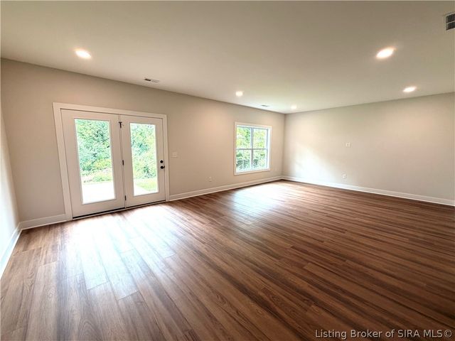 118 Spangler Place, Jeffersonville, IN 47130