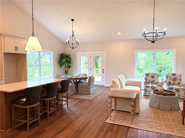 118 Spangler Place, Jeffersonville, IN 47130