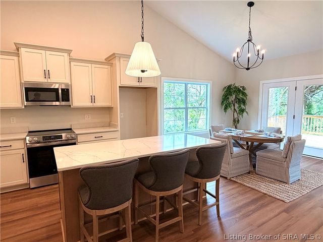 118 Spangler Place, Jeffersonville, IN 47130