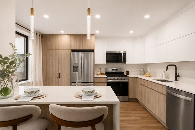 423 95th St Apt 2H, New York City, NY 11209