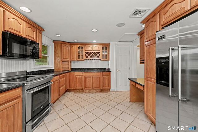 42 Blueberry Hill Road, Weston, CT 06883