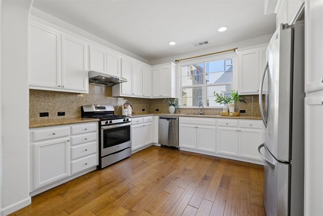 2042 Tarragon Rose Ct, San Ramon, CA 94582