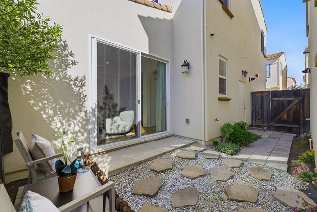 2042 Tarragon Rose Ct, San Ramon, CA 94582