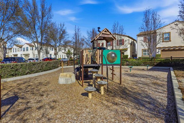 2042 Tarragon Rose Ct, San Ramon, CA 94582