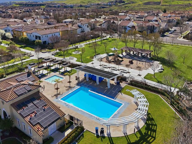 2042 Tarragon Rose Ct, San Ramon, CA 94582