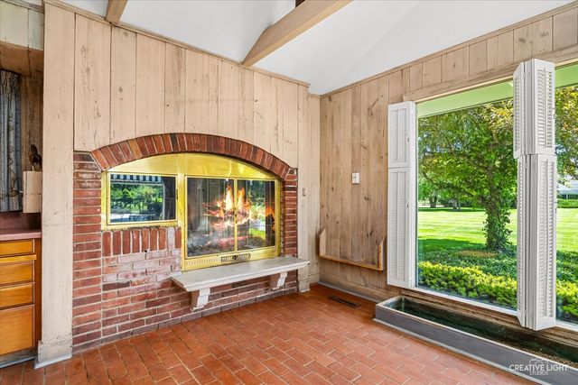 33W451 Surrey Road, Wayne, IL 60184