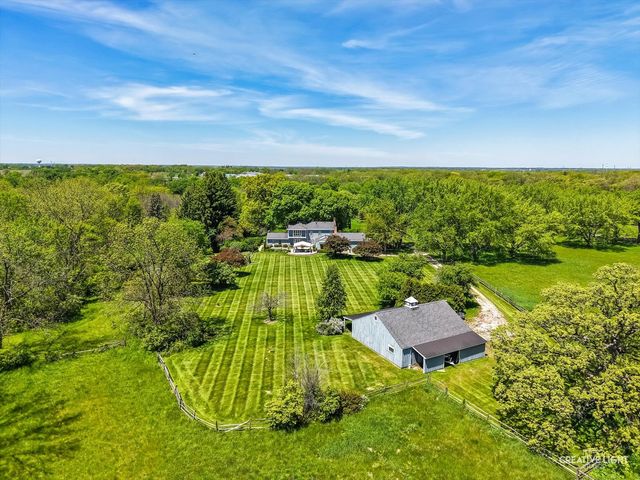 33W451 Surrey Road, Wayne, IL 60184