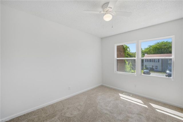 1010 Bryce LN, Virginia Beach, VA 23464
