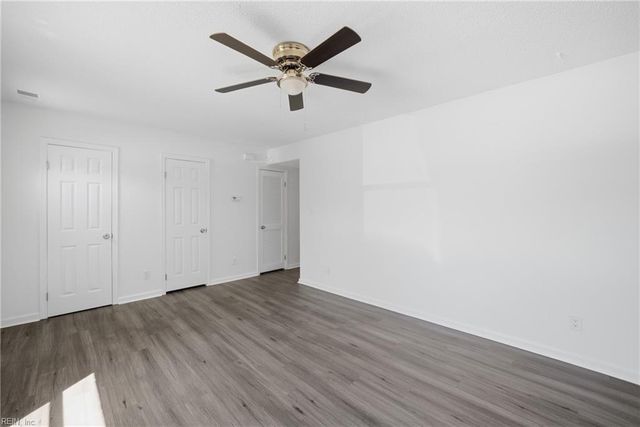 1010 Bryce LN, Virginia Beach, VA 23464