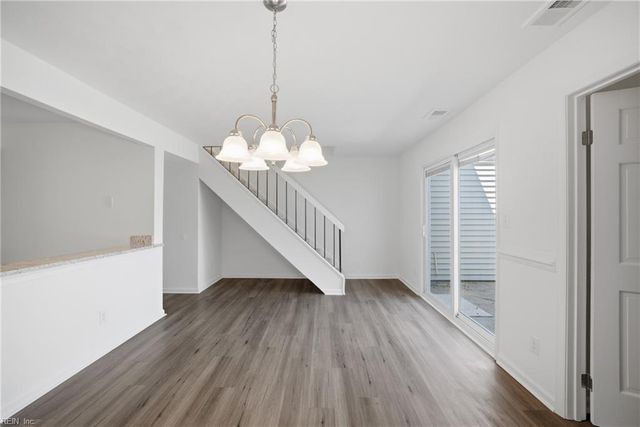 1010 Bryce LN, Virginia Beach, VA 23464