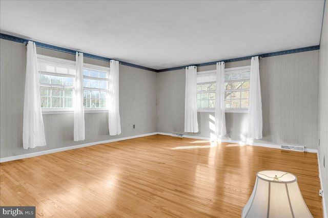 47 COVERED BRIDGE LN, Newark, DE 19711