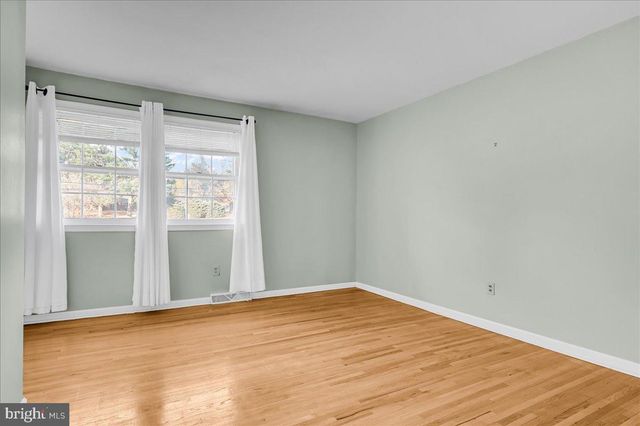 47 COVERED BRIDGE LN, Newark, DE 19711