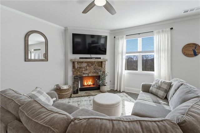 609 Spring Water, Waleska, GA 30183