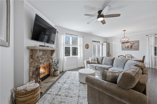 609 Spring Water, Waleska, GA 30183