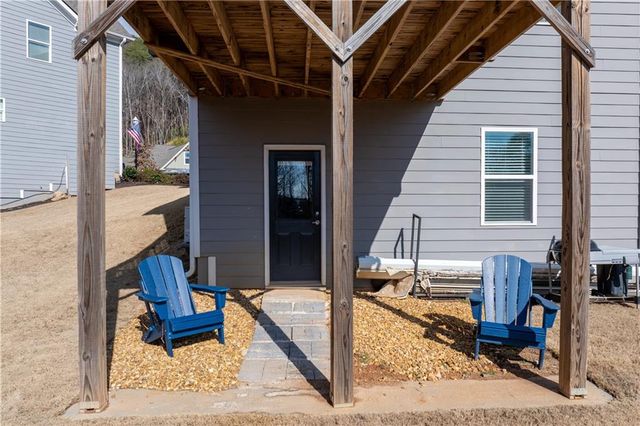 609 Spring Water, Waleska, GA 30183