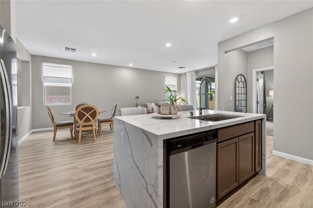 10791 Glowing Dawn Avenue, Las Vegas, NV 89135