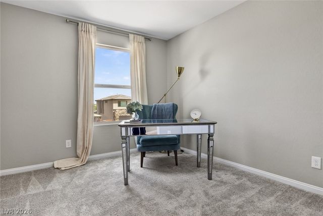 10791 Glowing Dawn Avenue, Las Vegas, NV 89135