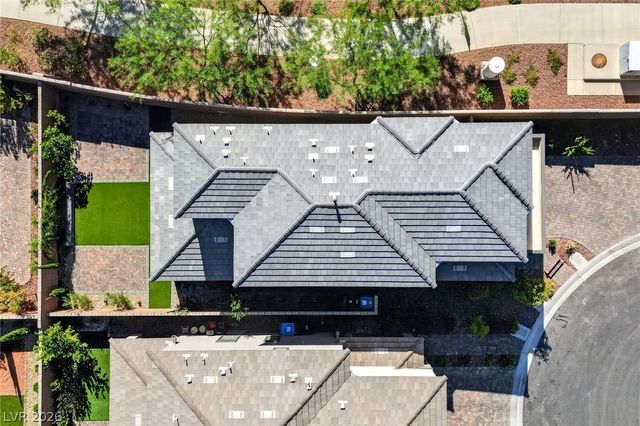 10791 Glowing Dawn Avenue, Las Vegas, NV 89135