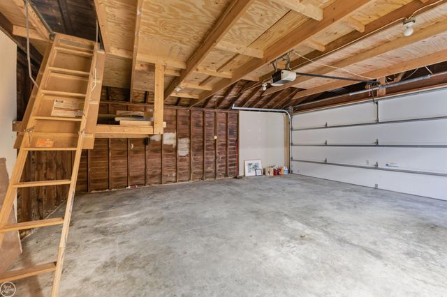 22932 Doremus Street, St Clair Shores, MI 48080