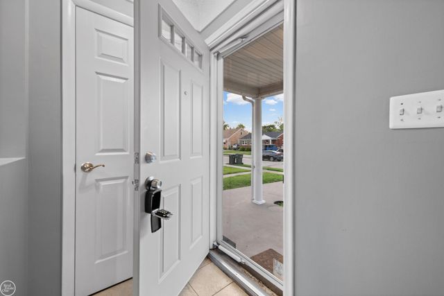 22932 Doremus Street, St Clair Shores, MI 48080