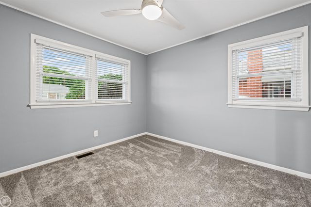 22932 Doremus Street, St Clair Shores, MI 48080