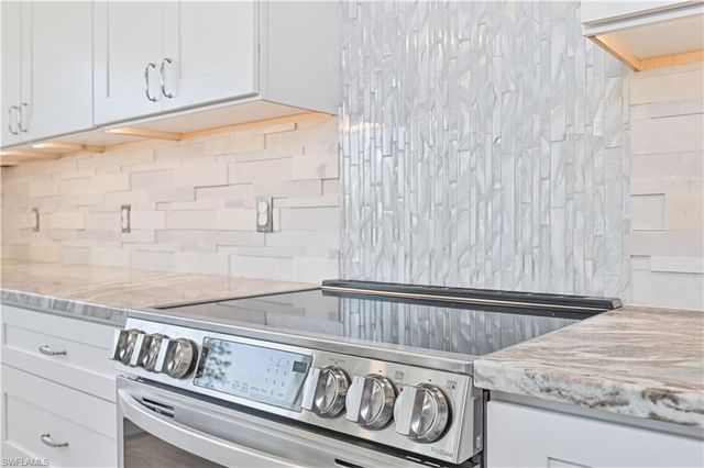 226 SW 30th TER, Cape Coral, FL 33914