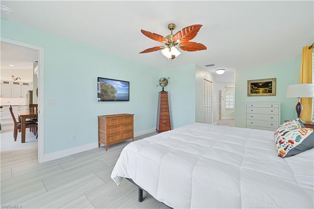 226 SW 30th TER, Cape Coral, FL 33914