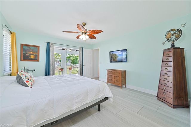 226 SW 30th TER, Cape Coral, FL 33914