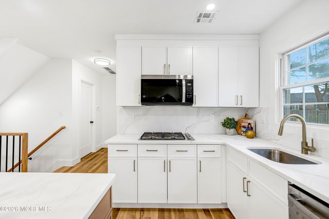 443 Harnell Avenue, Oakhurst, NJ 07755