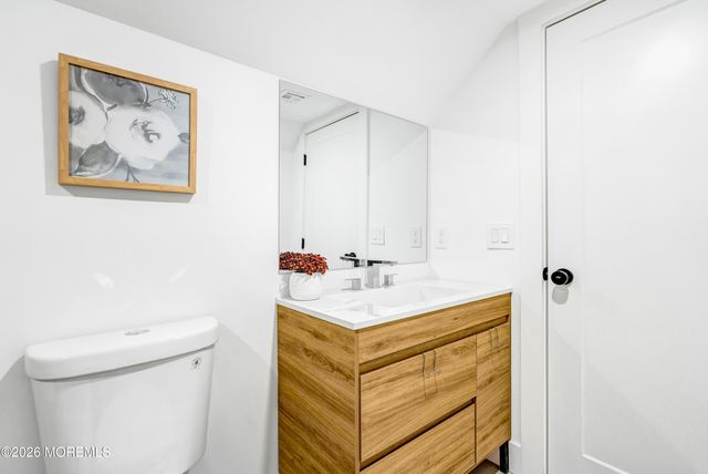 443 Harnell Avenue, Oakhurst, NJ 07755