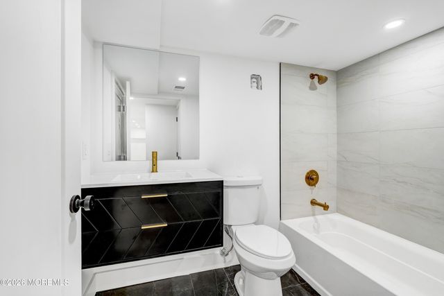 443 Harnell Avenue, Oakhurst, NJ 07755